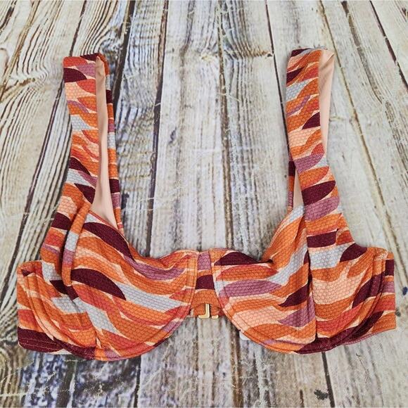 L*Space Tori Bikini Top Orange Small NWT Underwire - Picture 3 of 7